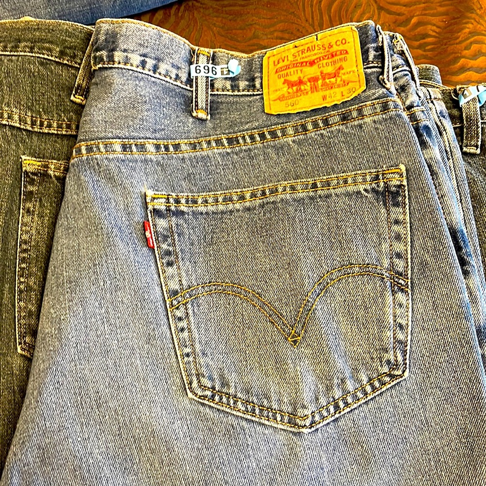 Levi boot cut pre-wash denim 560 jeans waste 42 length 30
